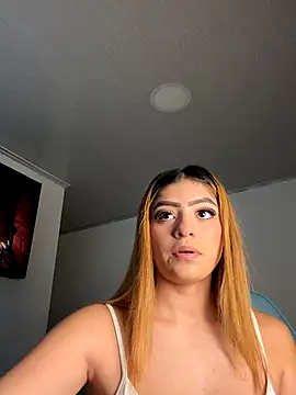 Melissa coll online show from September 23, 2025, 9:51 pm