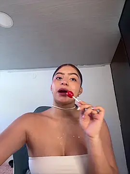 Melissa coll online show from April 20, 2026, 1:25 pm