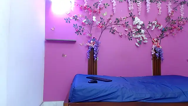Snapshot of skinnybarbie022 chatting on May 30, 2026, 12:41 am skinnybarbie022 online show from May 30, 2026, 12:41 am