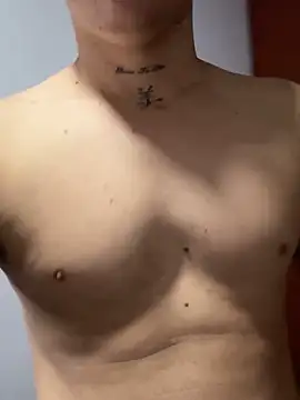 Snapshot of Kurtxxx22 chatting on November 3, 2025, 8:21 pm Kurtxxx22 online show from November 3, 2025, 8:21 pm