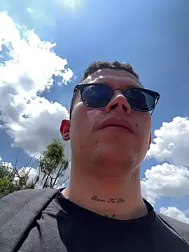 Kurtxxx22 online show from March 15, 2026, 3:51 pm