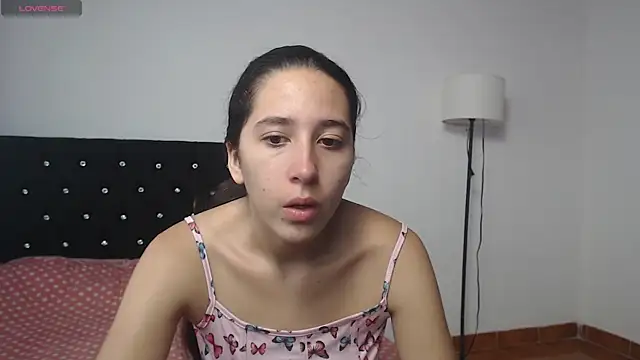 lilacream online show from September 11, 2025, 2:17 pm