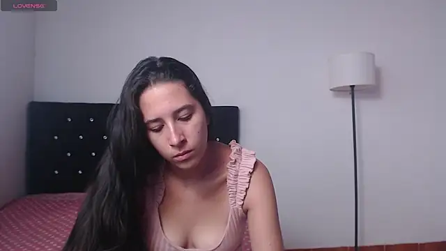 lilacream online show from October 15, 2025, 3:34 pm