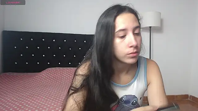 lilacream online show from October 17, 2025, 2:30 pm