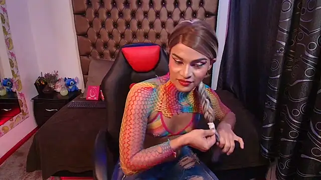 lailahdark online show from February 20, 2026, 6:26 am