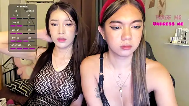 EmmaCoxxx24 online show from April 23, 2026, 4:20 pm