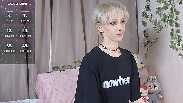 NextVibe  online show from December 3, 2025, 7:01 pm