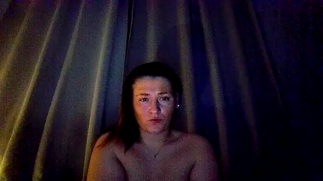 Snapshot of RUBY-ROSE-SWINGS chatting on November 22, 2025, 8:19 pm RUBY-ROSE-SWINGS online show from November 22, 2025, 8:19 pm