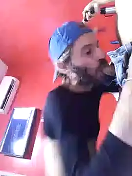 Snapshot of Siegfri3d__ chatting on October 5, 2025, 2:32 am Siegfri3d   online show from October 5, 2025, 2:32 am