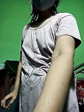 nila-aktar online show from October 5, 2025, 9:51 am