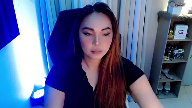 HolLyFaaCKer online show from September 30, 2025, 4:23 pm