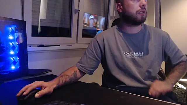 Snapshot of billybeerNL chatting on September 8, 2025, 8:30 pm billybeerNL online show from September 8, 2025, 8:30 pm