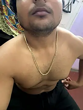 Kira 1413 online show from January 7, 2026, 10:23 pm