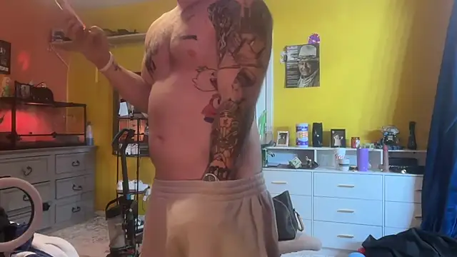 bearcub300 online show from February 5, 2026, 6:40 am