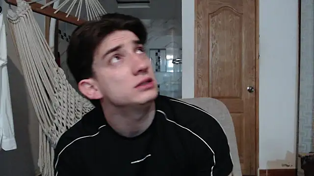 Snapshot of AteneoJr chatting on October 15, 2025, 3:50 am AteneoJr online show from October 15, 2025, 3:50 am