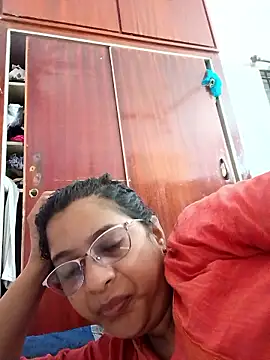 Snapshot of thanusi_2 chatting on September 26, 2025, 12:47 am thanusi 2 online show from September 26, 2025, 12:47 am