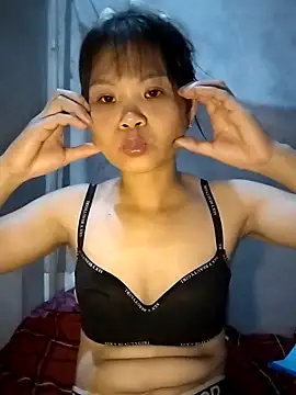 LinhNa999 online show from September 19, 2025, 11:55 am