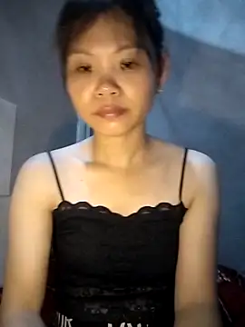 LinhNa999 online show from September 20, 2025, 4:46 am