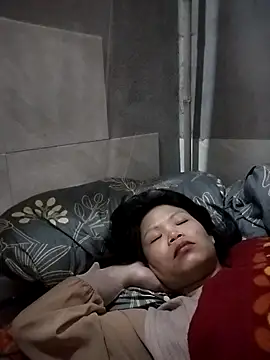 LinhNa999 online show from March 10, 2026, 1:27 pm