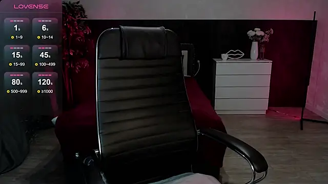 Snapshot of Sexy_Alexia69 chatting on October 19, 2025, 7:14 pm Sexy Alexia69 online show from October 19, 2025, 7:14 pm
