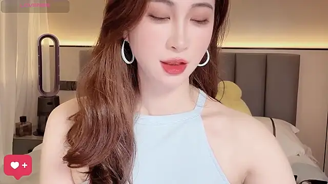 wuyueaini online show from April 6, 2026, 6:25 am