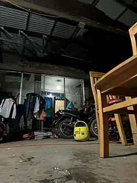 Snapshot of Sunny_lotus chatting on October 21, 2025, 6:52 pm Sunny lotus online show from October 21, 2025, 6:52 pm