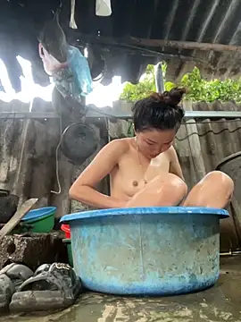 Snapshot of Sunny_lotus chatting on November 2, 2025, 12:02 am Sunny lotus online show from November 2, 2025, 12:02 am