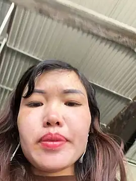 Snapshot of Sunny_lotus chatting on January 17, 2026, 4:28 am Sunny lotus online show from January 17, 2026, 4:28 am