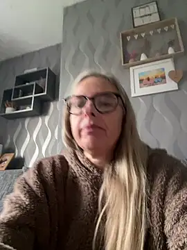 Anastasia-BlondeXX online show from January 14, 2026, 10:43 am