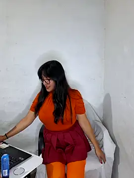 astridcollinsvip online show from November 1, 2025, 4:14 am