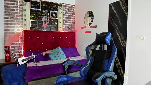 Snapshot of angelitasexxxhot chatting on November 10, 2025, 12:53 am angelitasexxxhot online show from November 10, 2025, 12:53 am