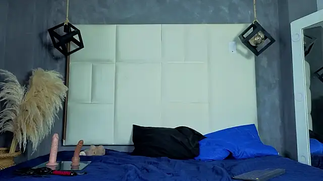 Liam forest  online show from February 13, 2026, 5:47 am