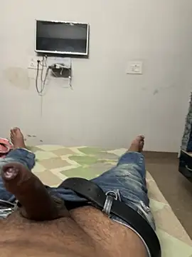 Hotguyforfun online show from December 5, 2025, 12:14 pm