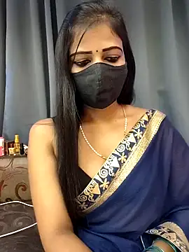 Snapshot of Misss-julli chatting on November 30, 2025, 2:48 am Misss-julli online show from November 30, 2025, 2:48 am