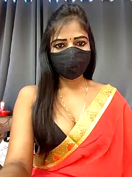 Snapshot of Misss-julli chatting on December 5, 2025, 1:58 am Misss-julli online show from December 5, 2025, 1:58 am