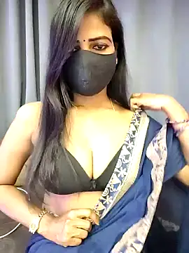 Snapshot of Misss-julli chatting on February 18, 2026, 4:52 am Misss-julli online show from February 18, 2026, 4:52 am