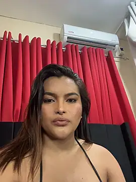 Snapshot of XMysteriousMe chatting on April 22, 2026, 5:36 pm XMysteriousMe online show from April 22, 2026, 5:36 pm