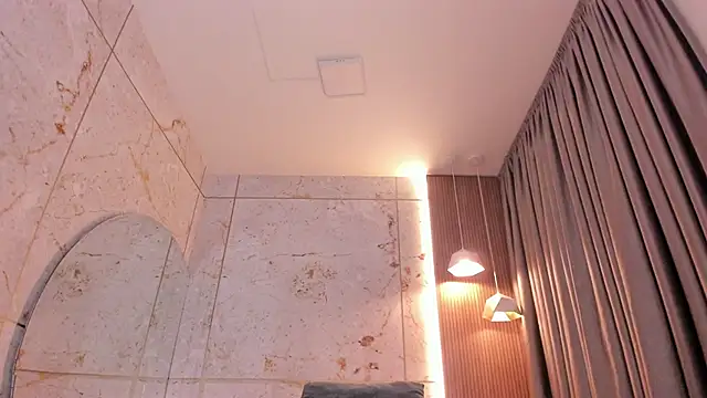 EllyMiller online show from November 14, 2025, 11:13 pm