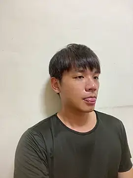 Foxfoxfox4 online show from October 19, 2025, 2:29 pm