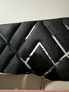 LiaCollings online show from October 25, 2025, 11:29 am