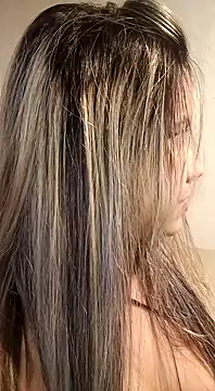 Snapshot of Loirasasafada chatting on May 26, 2026, 9:00 pm Loirasasafada online show from May 26, 2026, 9:00 pm