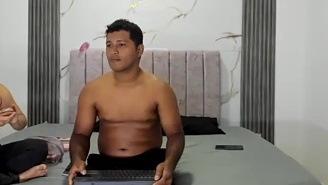 brutal sex love online show from March 14, 2026, 1:23 am