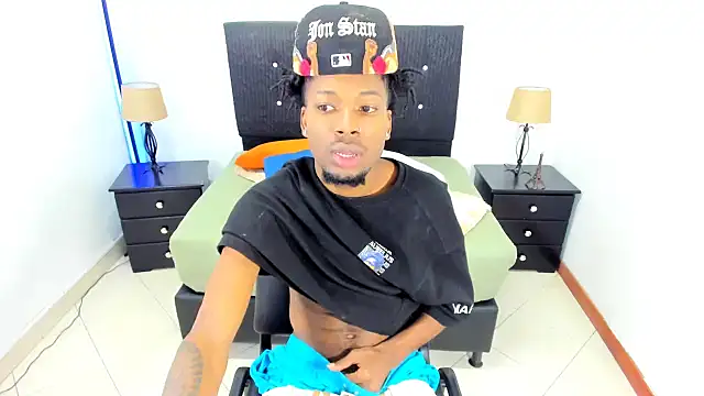 Snapshot of maikol_monstercock chatting on October 7, 2025, 4:31 am maikol monstercock online show from October 7, 2025, 4:31 am