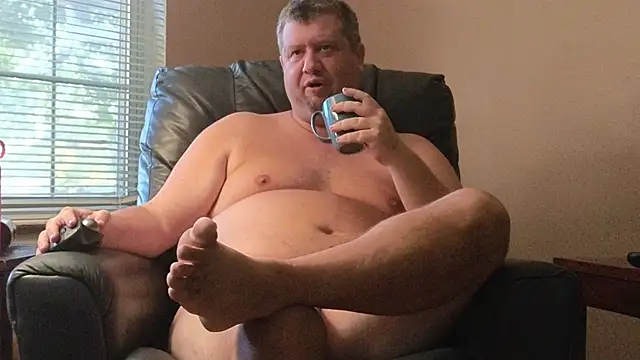 Single White Male online show from September 27, 2025, 10:15 pm