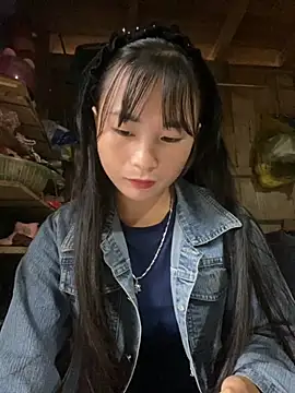 Sunyinn online show from September 29, 2025, 12:49 am