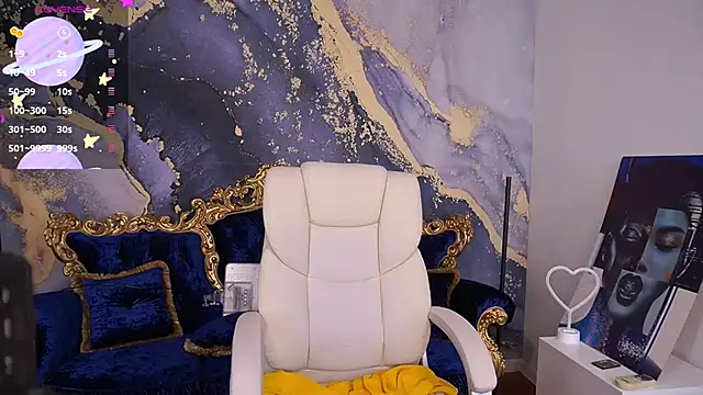 LilElfie online show from November 13, 2025, 8:52 pm