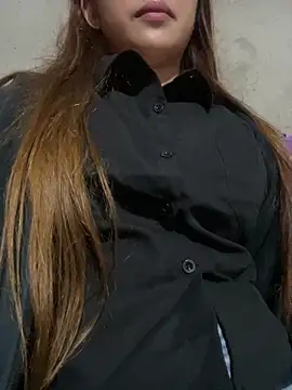 Candyllicious online show from December 19, 2025, 10:39 pm