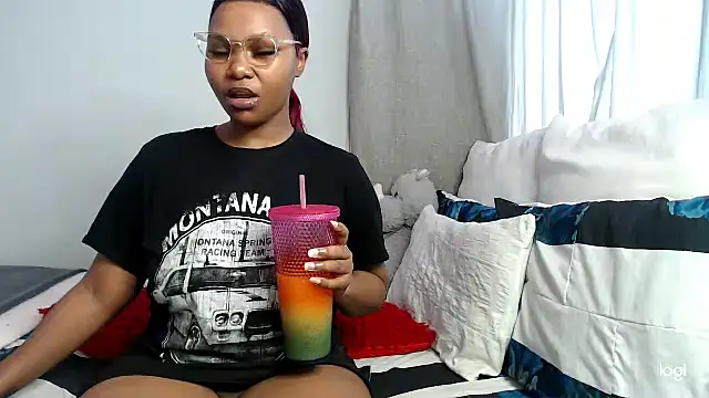 DarrkDeeva68 online show from November 10, 2025, 12:26 pm