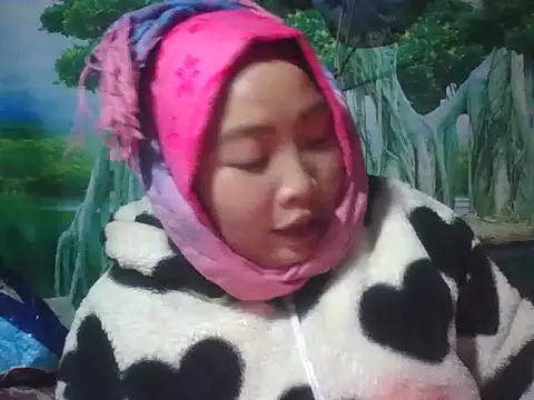 PhamPhung online show from November 28, 2025, 12:19 pm