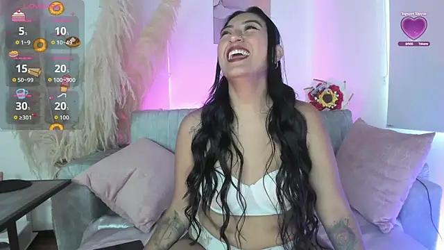 cami velvet online show from September 24, 2025, 1:58 pm